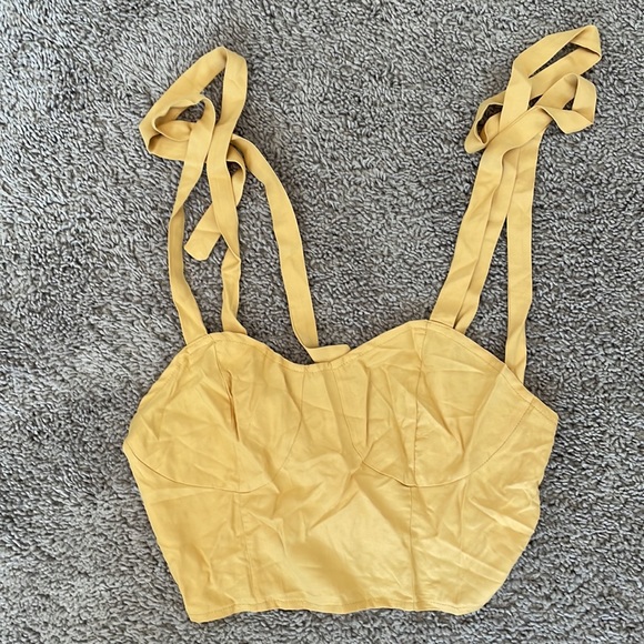 Two piece set - Picture 3 of 6